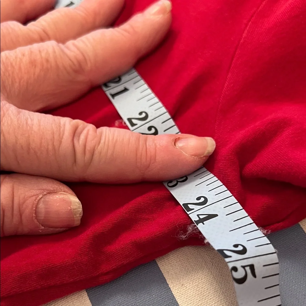 Venezia Women's Red V Neck Long Sleeve Top - Picture 7 of 11